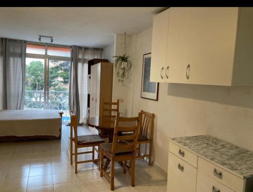 Apartamento con piscina en Benidorm