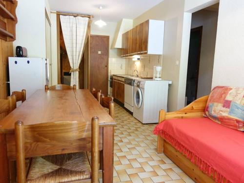 Appartement chaleureux 6 pers. au pied des pistes et des randonnées, classé 2 étoiles - FR-1-342-195