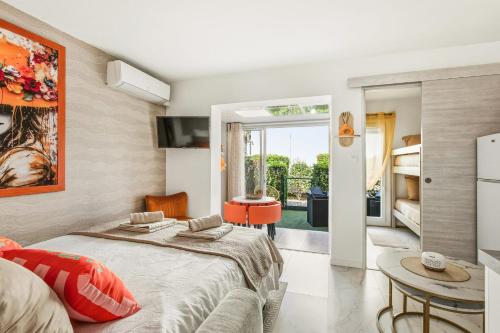 Mandarine d'Ipanema Close to Naturist Village & Tennis