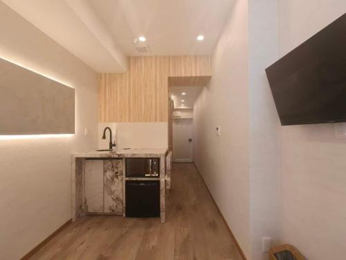 405 东京新宿高田马场温馨两室民宿 Shinjuku T akadanobaba Cozy 2BR Apart ment 步行可达车站 山手线直达涩谷新宿池袋 适合家庭朋友情侣旅行长期入住 Quiet Family St ay in Tokyo