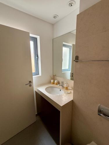 Victoria Gardens Luxury Apartment by PA Hotels