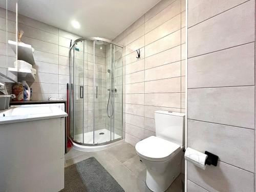 Stylish 1BR Marina Park - Pool & Loggia, centrally located
