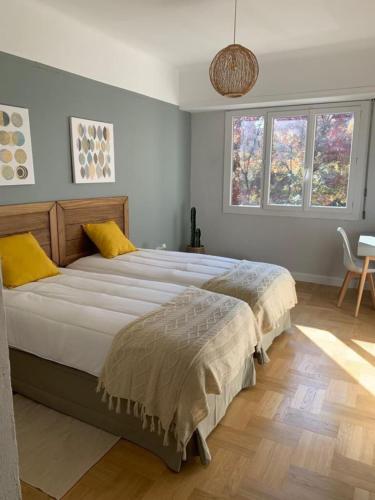 Le Delfino - Stunning T3 Balcony and Private Parking - Nice Port Riquier