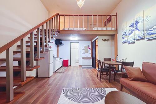 Friends Inn 友居 101 花園町站6分钟 Free WiFi