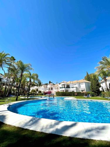 Modern 2BR - Terrace&Pool - Golf Area Puerto Banus