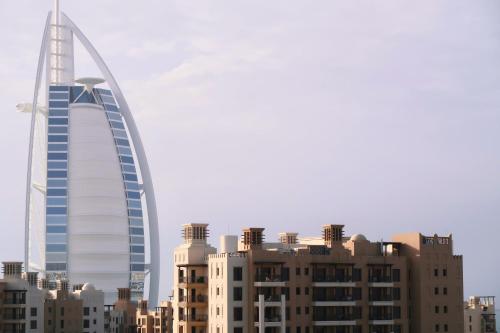 Burj View Apartment at Madinat Jumeirah Living
