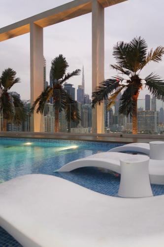 Stylish Studio in Dubai's Heart by Crescent Key
