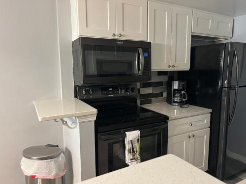 On Island | Pool | Tennis | Pet Friendly | Parking photo 29