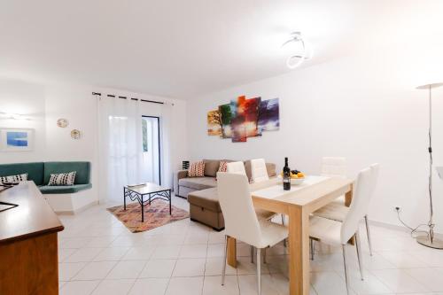 Acolhedor Apt T2 , Balaia Golf Village a 800 da Praia