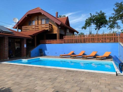 Family friendly house with a swimming pool Ludbreg, Zagorje - 25313