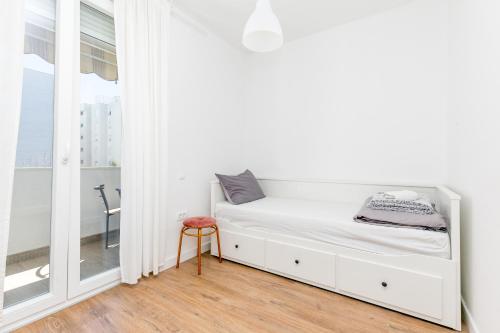 Apartments with WiFi Split - 25435