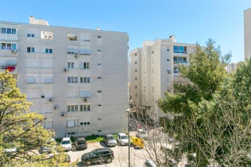 Apartments with WiFi Split - 25435