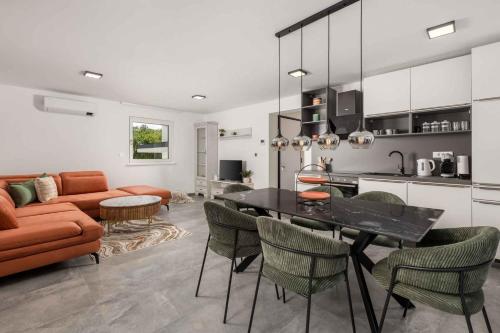 Apartment with A - C in Malinska-Insel Krk 57643