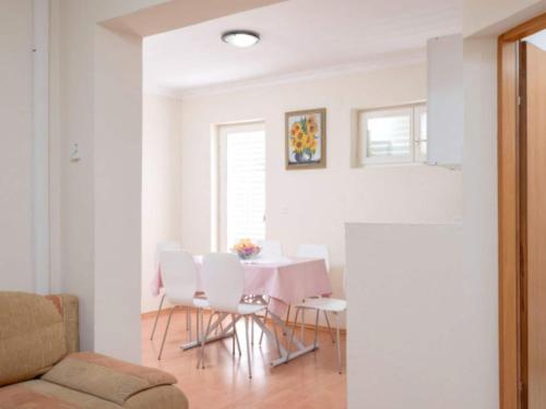 Apartments Bo ica - Two Bedroom Apartment