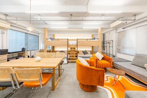 Luxury Huge Bed,渋谷駅徒歩10分,2シャワー,5ベッド,巨大ベッド,防音レコード室