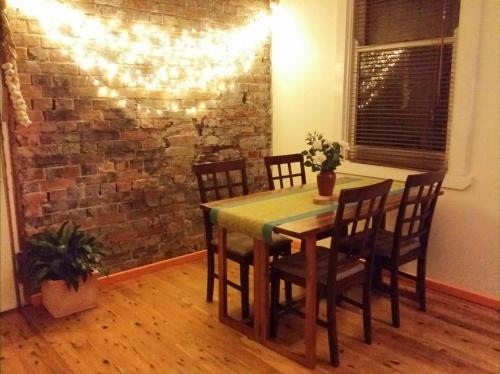 Χώρος καθιστικού στο The Bank Guesthouse Glen Innes