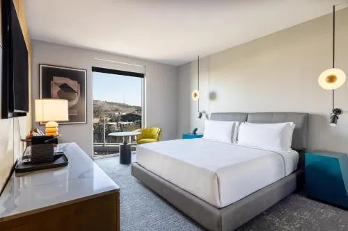 The Shay, a Destination by Hyatt photo 12