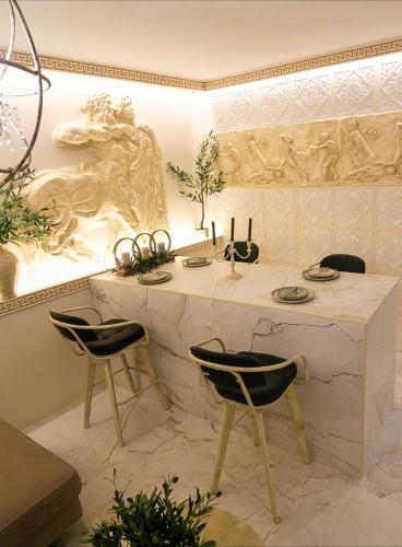 CENTAURIA Greek Luxury Suite 5' Port Gate 7-8 & Cruises Gate 11-12