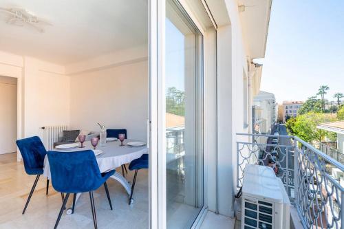 LE CHARME DE LYCKLAMA avec 2 balcons