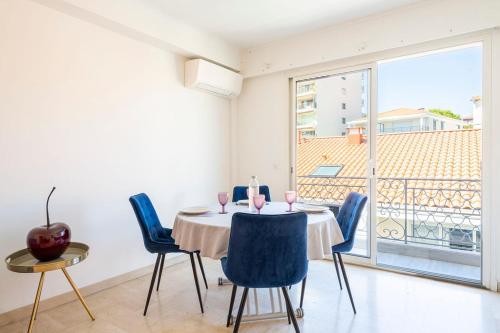 LE CHARME DE LYCKLAMA avec 2 balcons