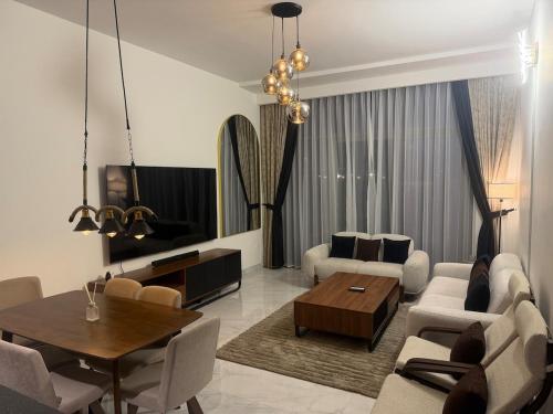 Luxury 1BHK, Azizi Vista Dubai Studio City