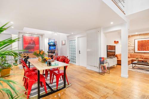CANAL HOUSE Come Together in Paris