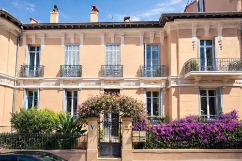 Quiet Private Apartment - 2min Train Station - 5min Palais Croisette - Private entrance photo 1