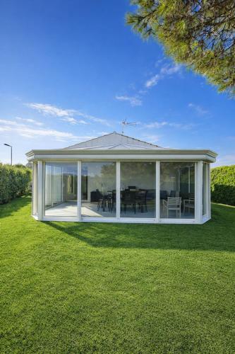 maison lumineuse avec veranda et jardin - 8 personnes