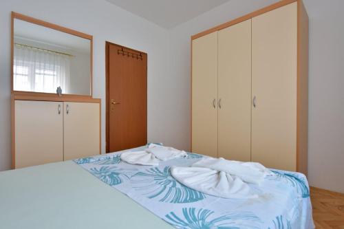 Holiday apartment Vesna 2 with terrace