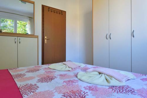 Holiday apartment Vesna 4 with terrace