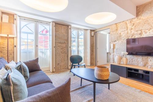 São Domingos Apartment by LovelyStay