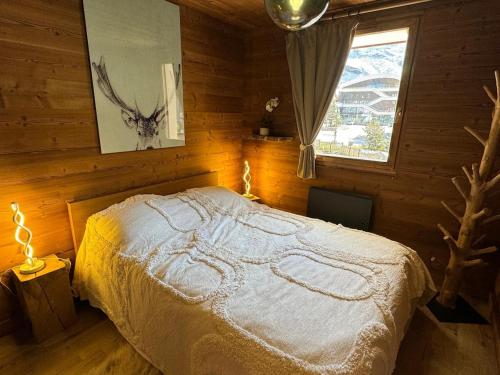 Val Thorens 4 flocons or, 42 m2, vue sur les glaciers, SUD