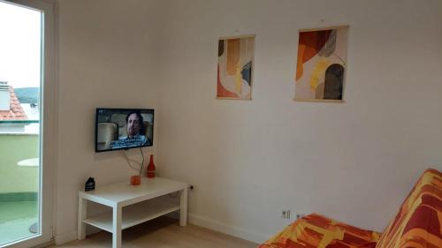 Holiday apartment in Zaboric with sea view, balcony, air conditioning, WiFi 5177-1