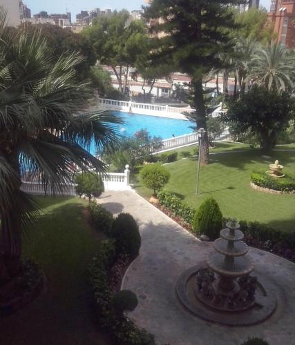 Apartamento en Benidorm con piscina