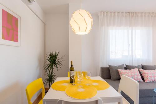 MalagaSuite Puerto de Fuengirola Apartamentos