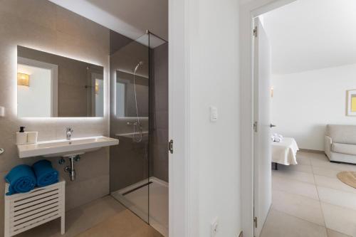 Villa Los Altos Famara 11A by Escape Home