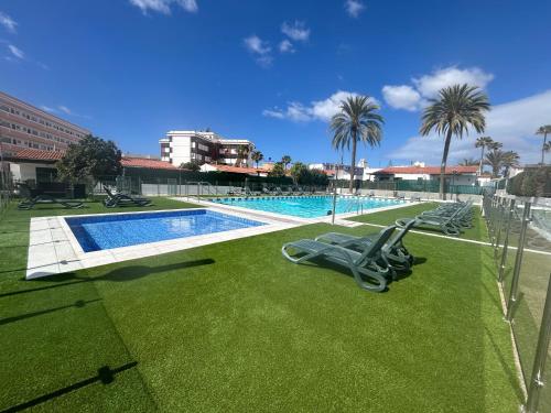 Oasis Beach III : Paradise with private Jacuzzi