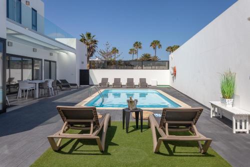 Villa Luxury Azul Private Pool and BBQ Corralejo By Holidays Home