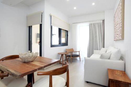 2bb Luxury Apartment II - Jacuzzi, Parking, Beach