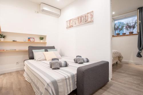 Proche Palais des Festivals, Bel Appartement by Halldis