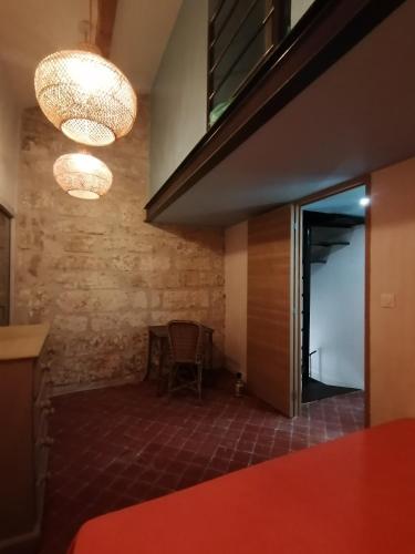 Maison avec cour en plein cœur d'Avignon