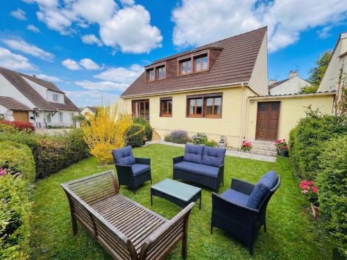 La Bohemienne, House, Hot Tub, Garden, Parking