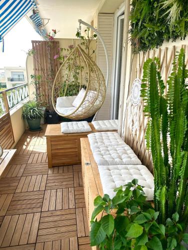 Sea View Apartment