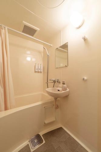 2 min Sta ,Fast Wi-Fi ,4K Monitor ,Desk ,USJ,Namba 駅2分, 超高速WiFi664Mbps, 4Kモニター,デスク, USJ,梅田,難波直通