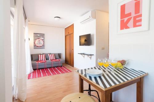 MalagaSuite Puerto de Fuengirola Apartamentos