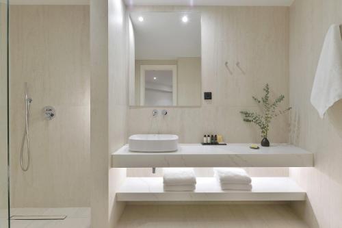 B4B Athens Signature Hotel