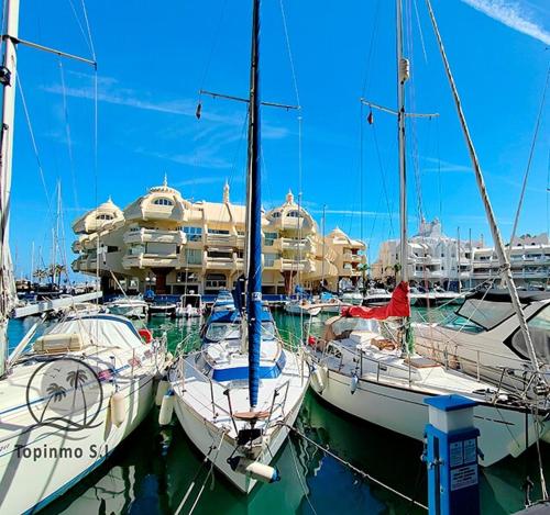 Puerto Marina beach 1 bed flat