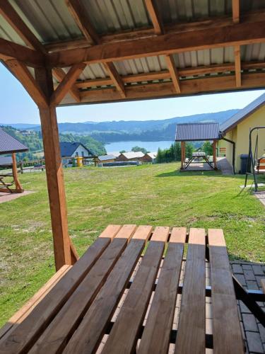 Tęczowe Wzgórze Bieszczady III 887 - 507 - 298
