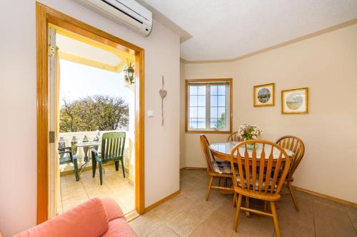 Beachfront apartments Mareo