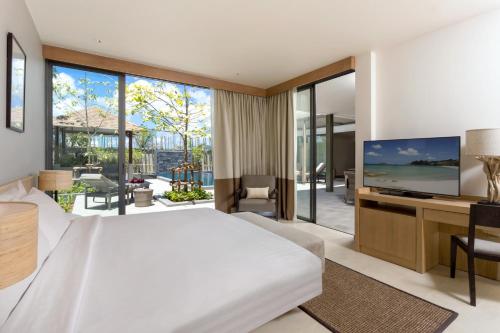 Gallery image of CASABAY Luxury Pool Villas by STAY in Rawai Beach